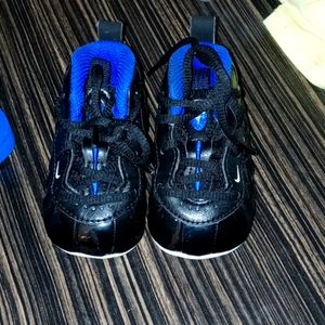 Baby shoes